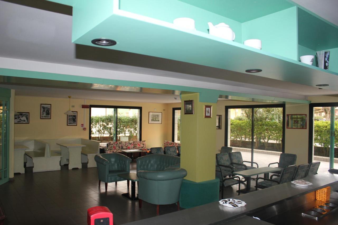 Hotel Sidney Bellaria-Igea Marina Exterior foto